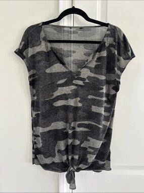Women's Gray Camo V-Neck Tie-Front Jersey Top